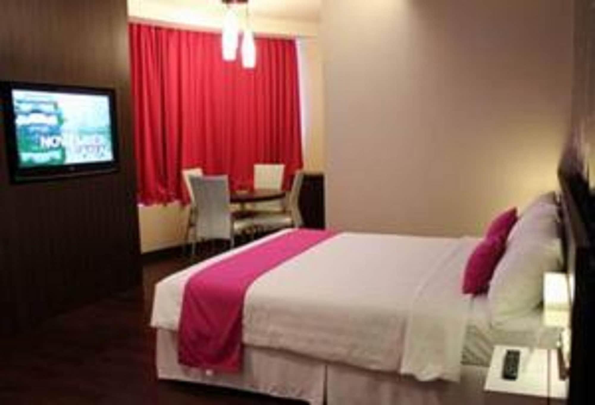Favehotel Mex Tunjungan Surabaya Exterior photo